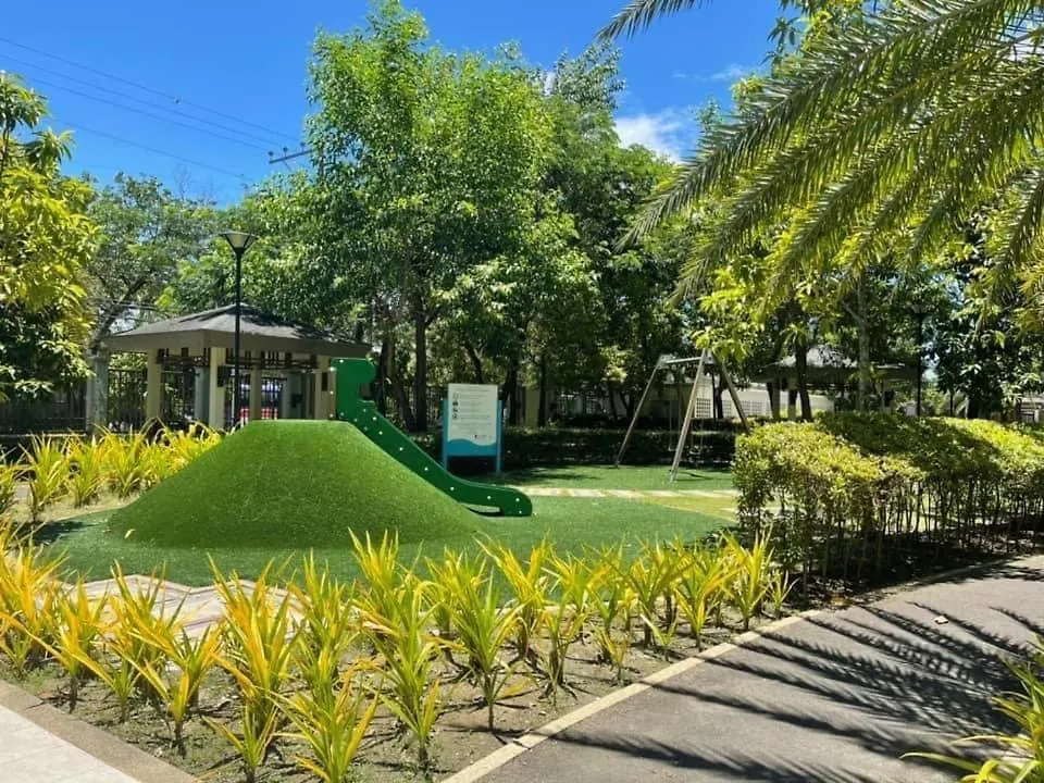 1 Bedroom Condo With Balcony In Verdon Parc Trevans Building Davao City